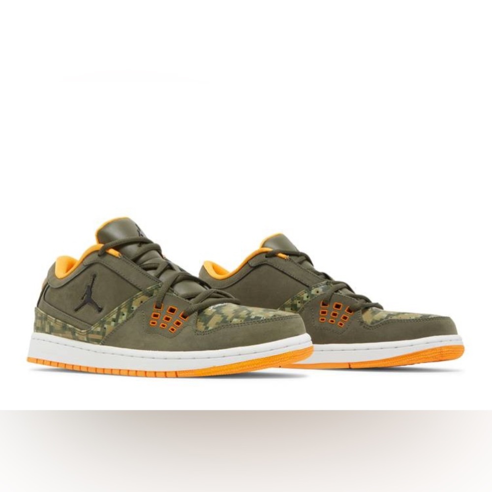 Jordan 1 Flight Low “Digi Camo” Sz 9